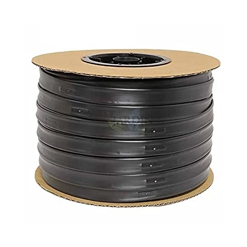 सिद्धि फ्लैट इनलाइन ड्रिप लेटरल 0.2 एमएम मोटाई, 1000 मीटर लंबाई और प्रति घंटे 4 लीटर पानी डिस्चार्ज।